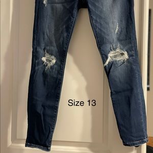 Judy blue distressed jeans